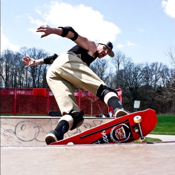 Meet your Posher, Sean - Picture 2 of 2